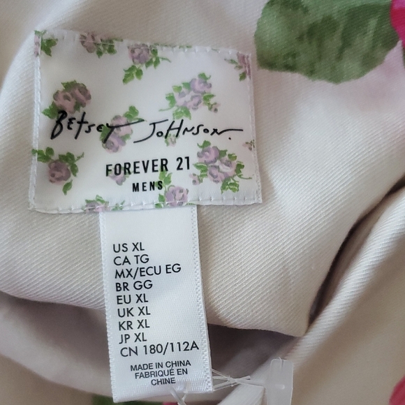 Forever 21 Pink Floral Casual Button Down Shirt - Picture 3 of 7